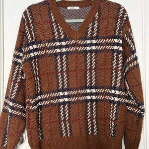 LAP Men's V-Neck Sweater in Brown Plaid